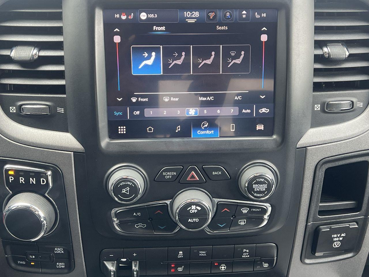 2022 RAM 1500 Classic Tradesman 4x4, HEATED FRONT SEATS, SIRIUS XM, CRUISE CONTROL, BACK UP CAM!! Photo