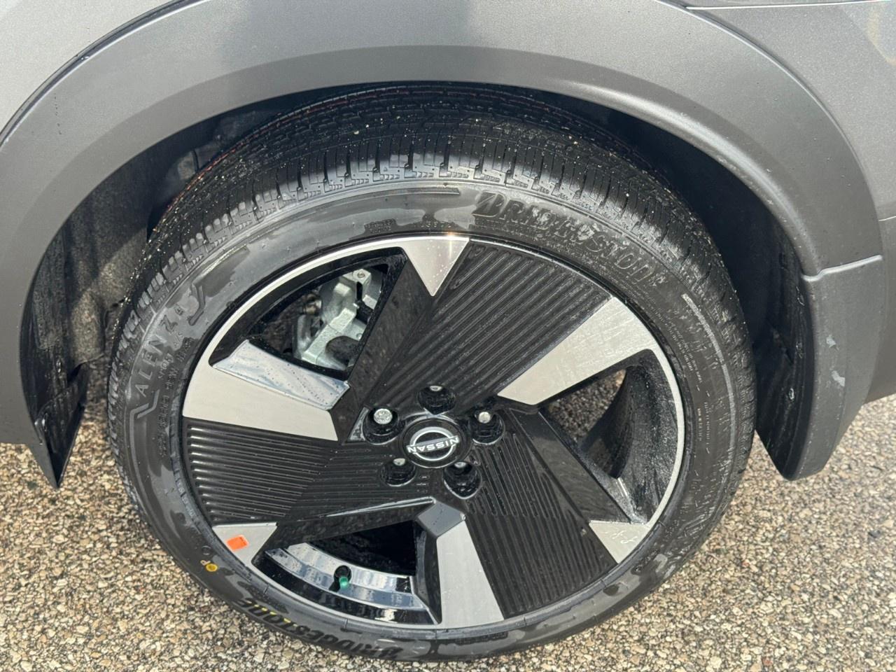 2027 Nissan Kicks SR Premium AWD Photo
