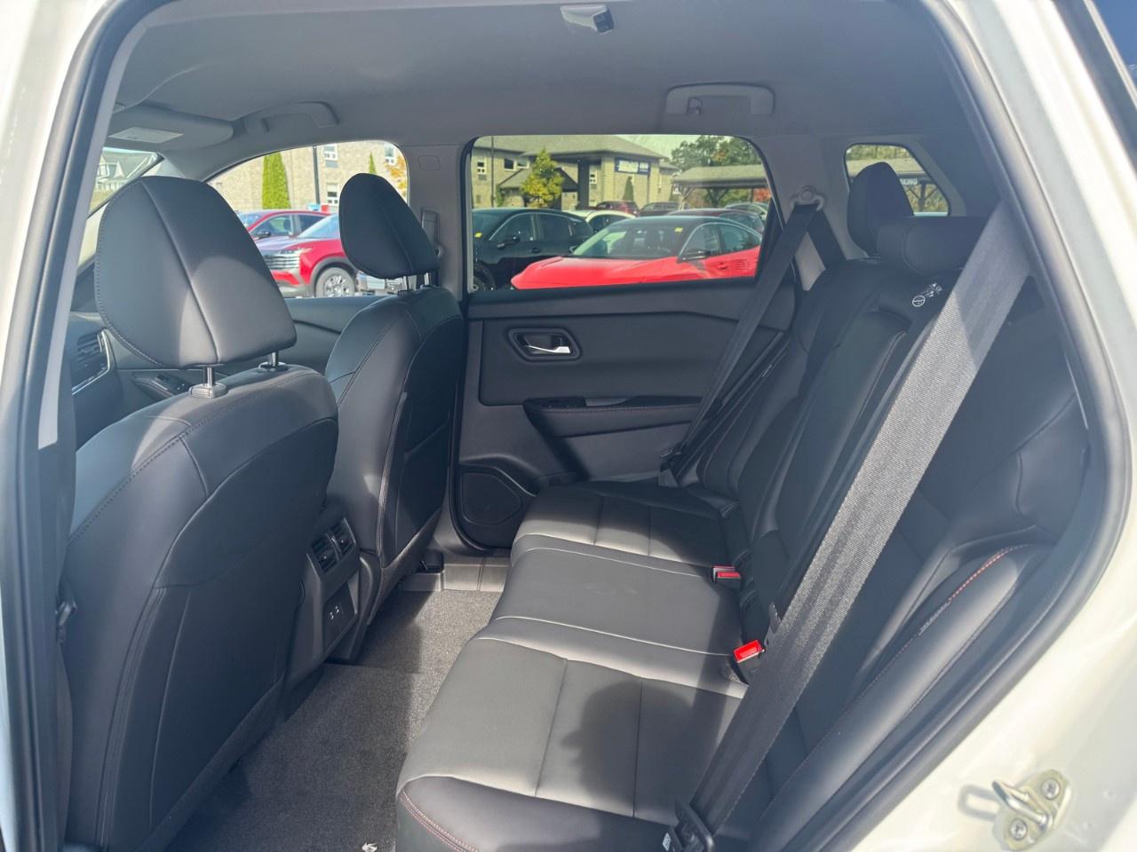 2026 Nissan Rogue AWD Rock Creek Photo