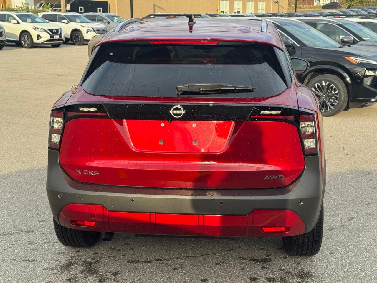 2027 Nissan Kicks SR Premium AWD Photo