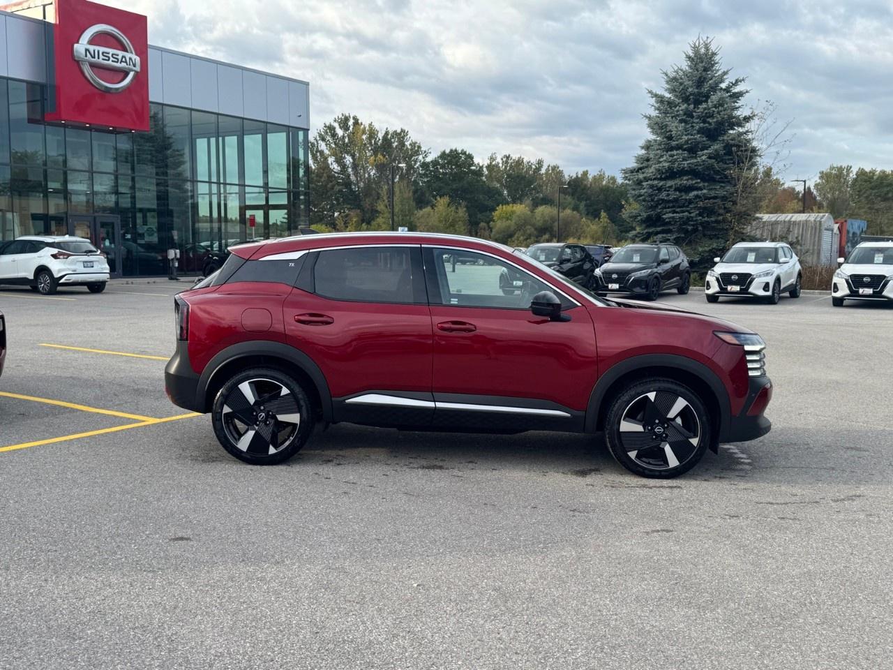 2027 Nissan Kicks SR Premium AWD Photo