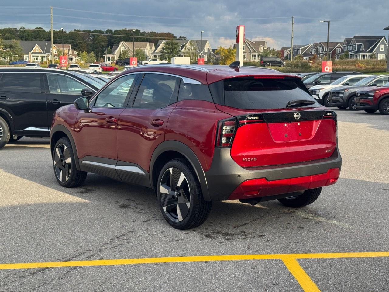 2027 Nissan Kicks SR Premium AWD Photo