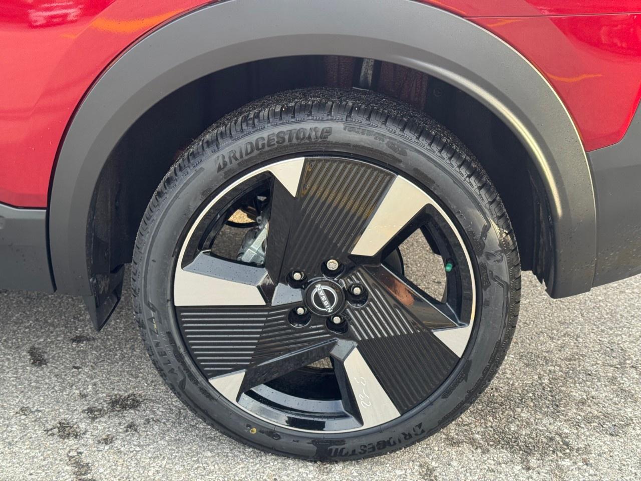 2027 Nissan Kicks SR Premium AWD Photo