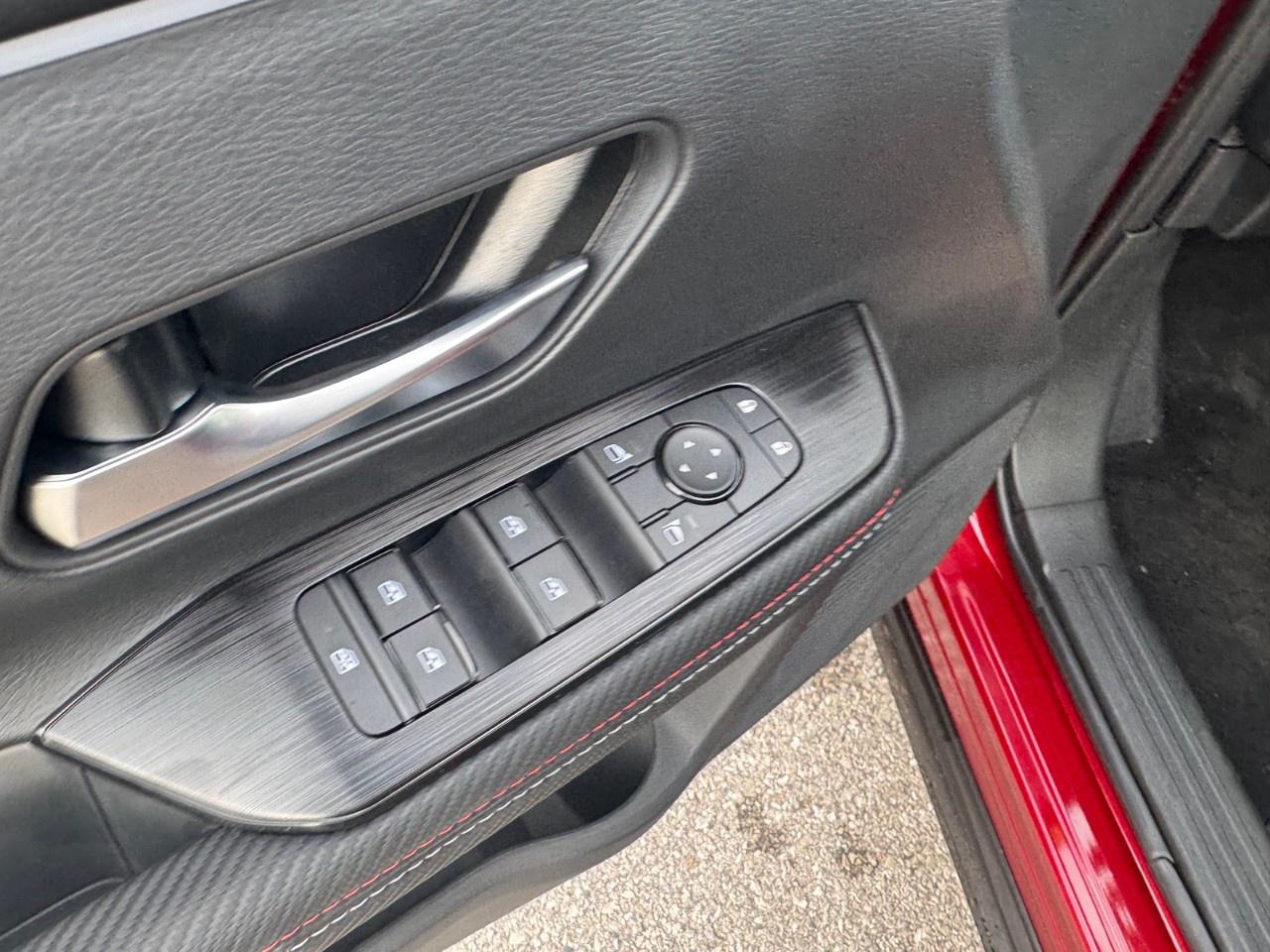 2027 Nissan Kicks SR Premium AWD Photo