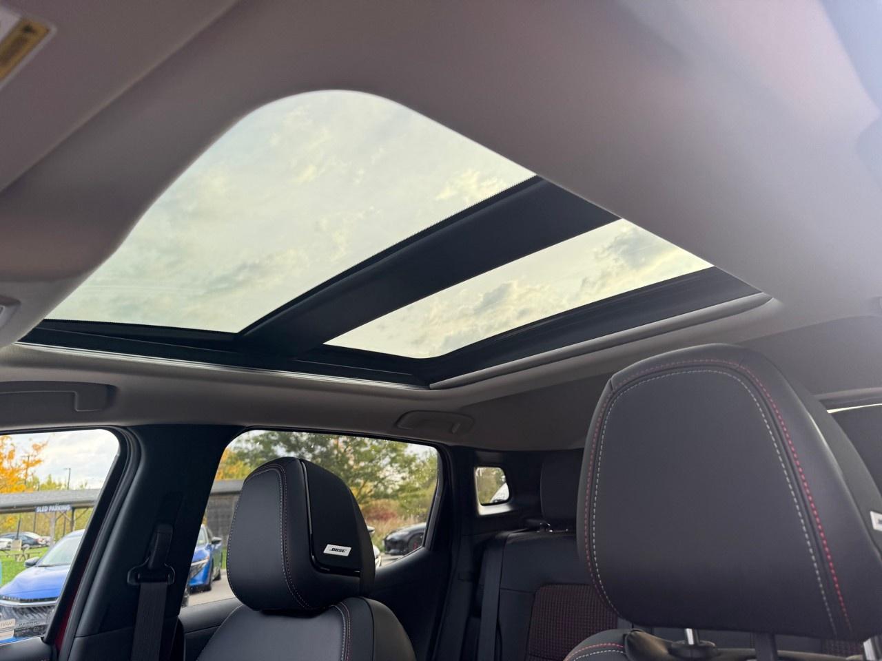 2027 Nissan Kicks SR Premium AWD Photo