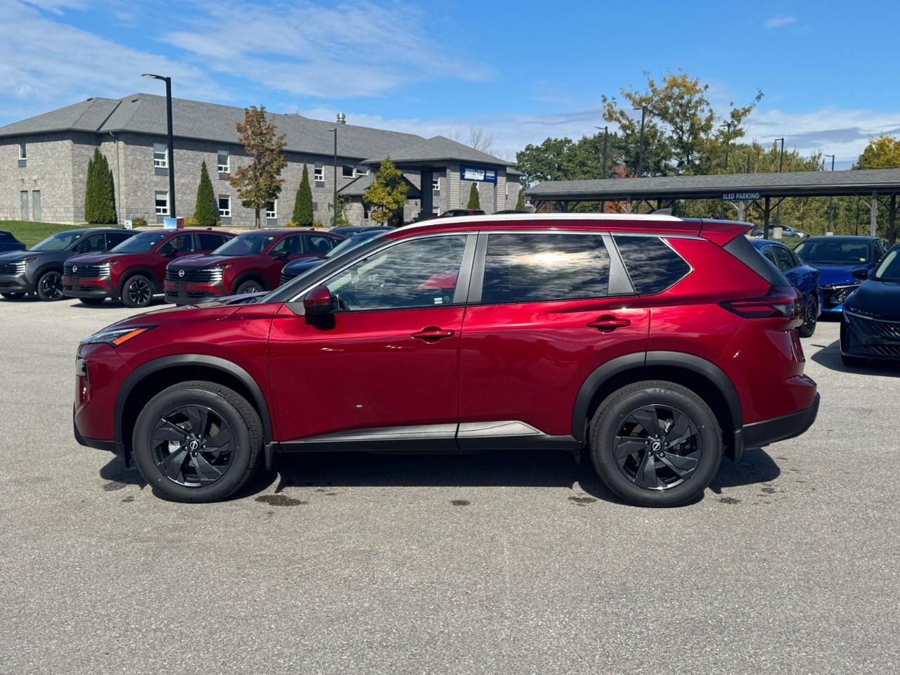 2026 Nissan Rogue AWD SV Moonroof Photo