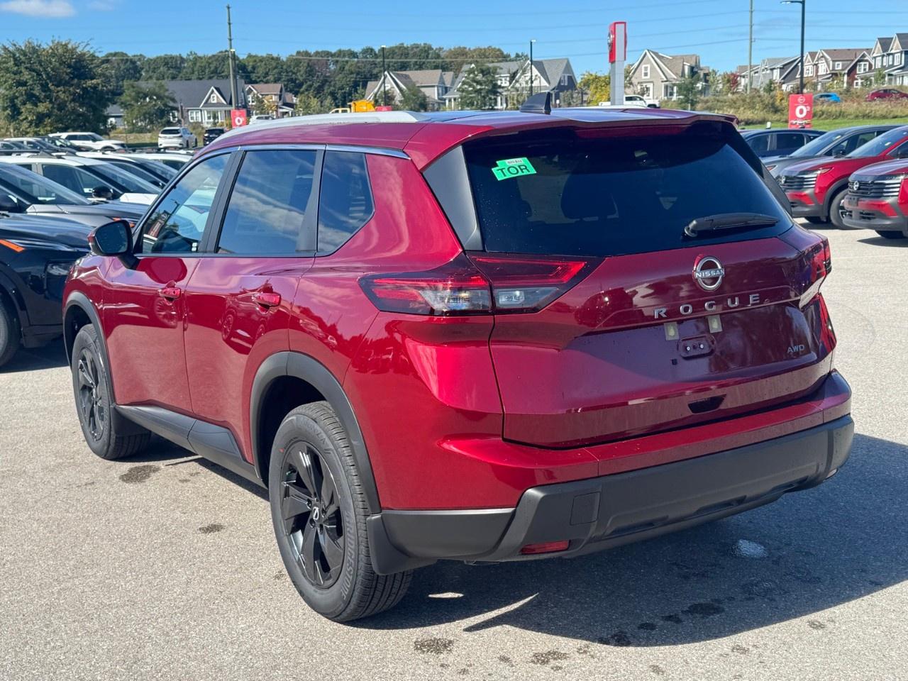 2026 Nissan Rogue AWD SV Moonroof Photo
