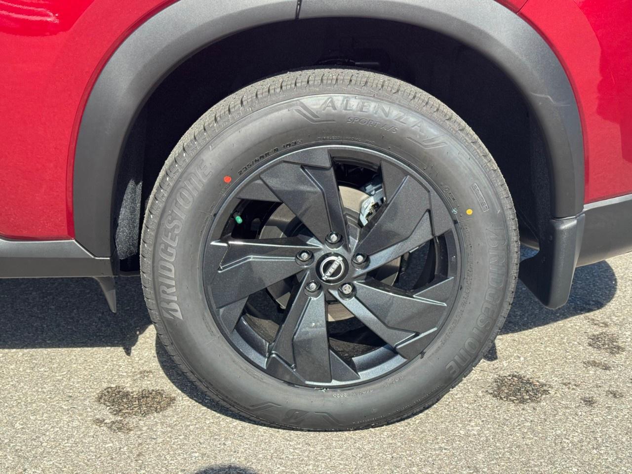2026 Nissan Rogue AWD SV Moonroof Photo