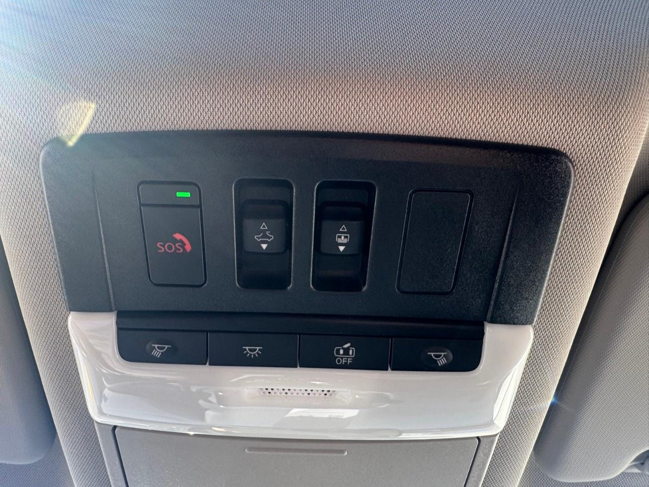 2026 Nissan Rogue AWD SV Moonroof Photo