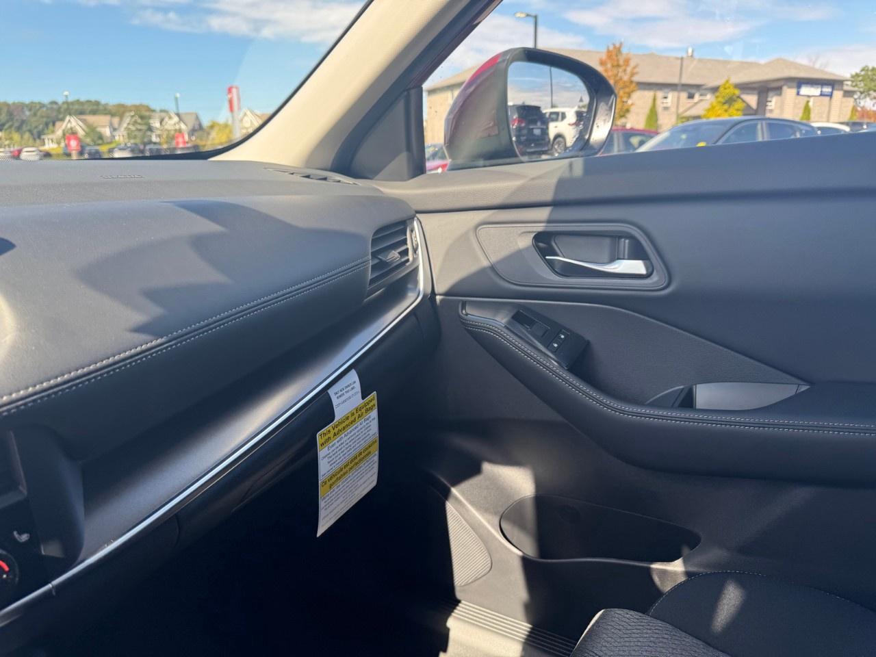 2026 Nissan Rogue AWD SV Moonroof Photo