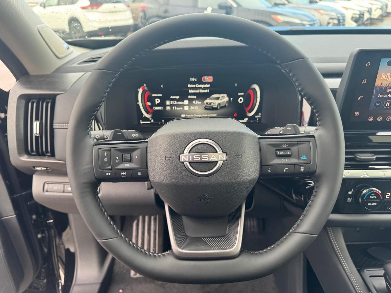 2026 Nissan Pathfinder Platinum 4WD Photo