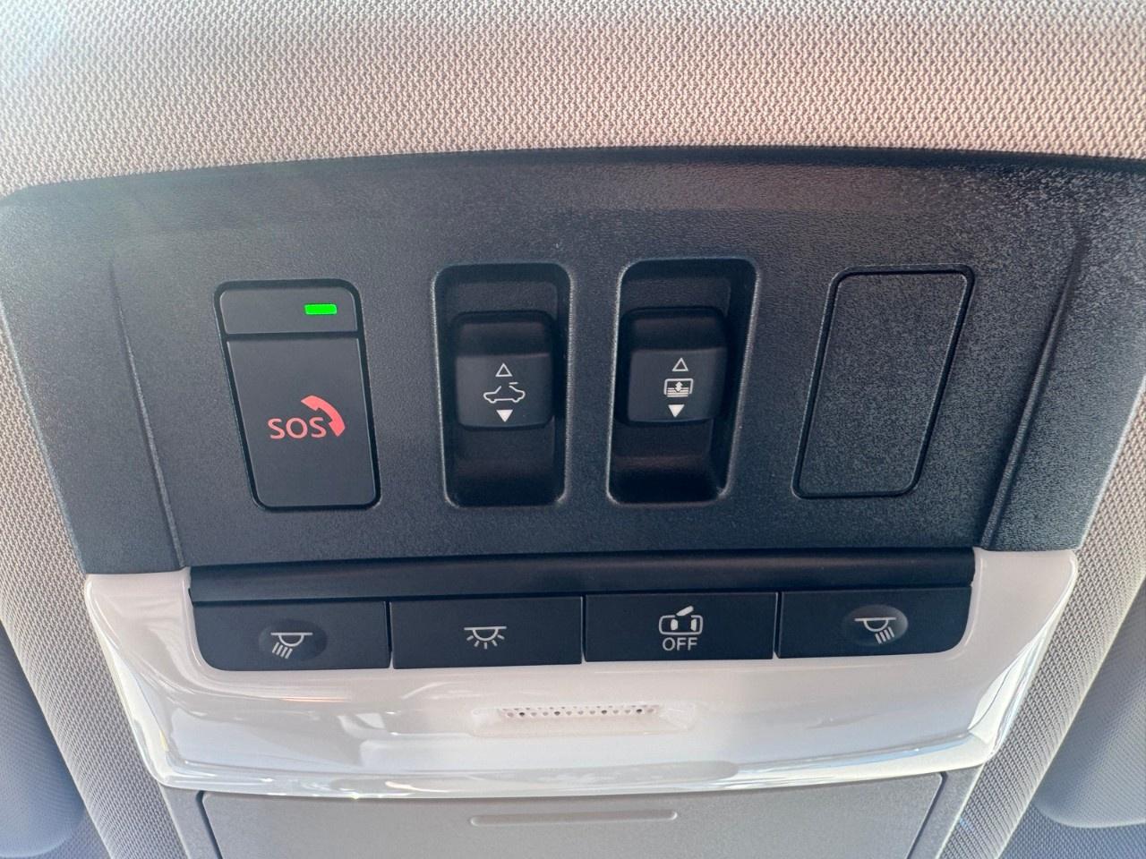 2026 Nissan Rogue AWD SV Dark Armor Photo