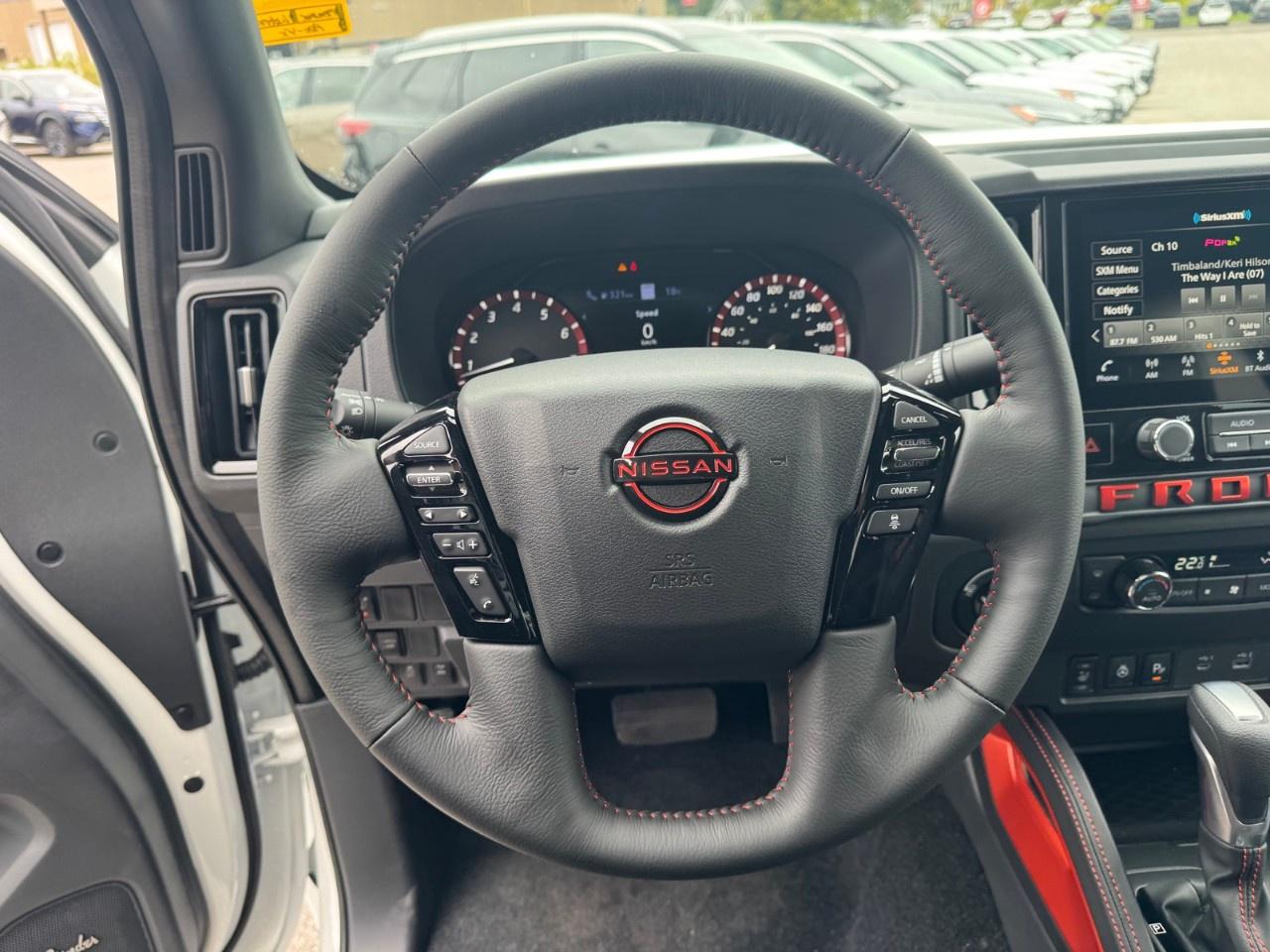 2027 Nissan Frontier Crew Cab 4x4 PRO-4X Luxury Photo