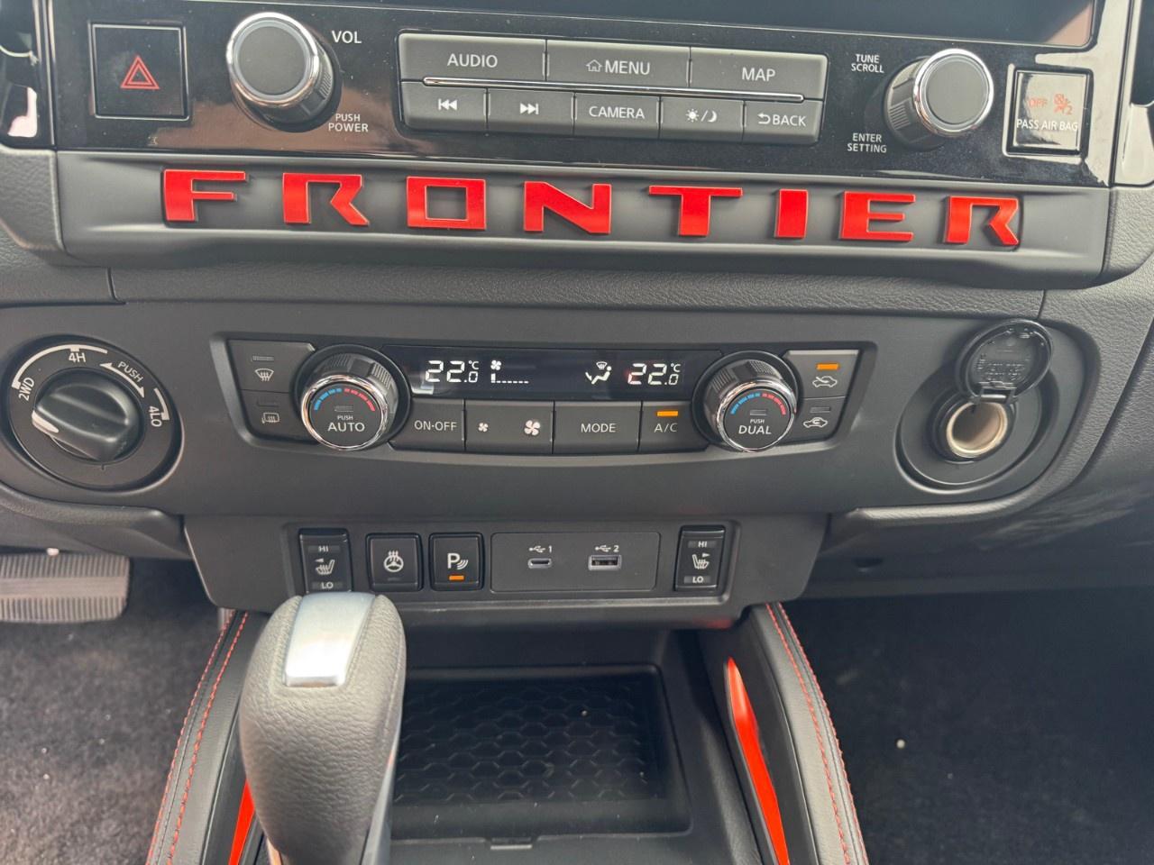 2027 Nissan Frontier Crew Cab 4x4 PRO-4X Luxury Photo