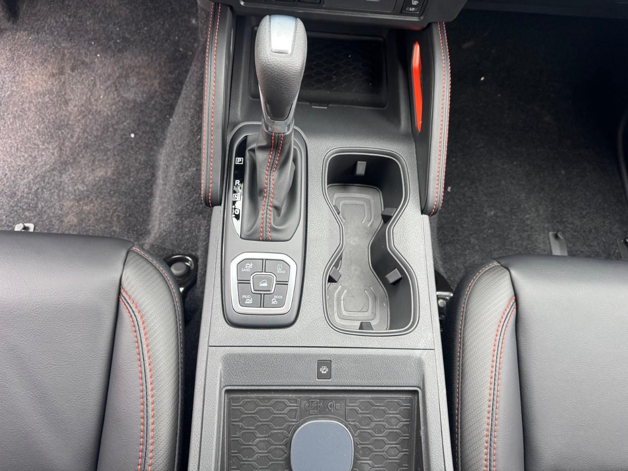 2027 Nissan Frontier Crew Cab 4x4 PRO-4X Luxury Photo