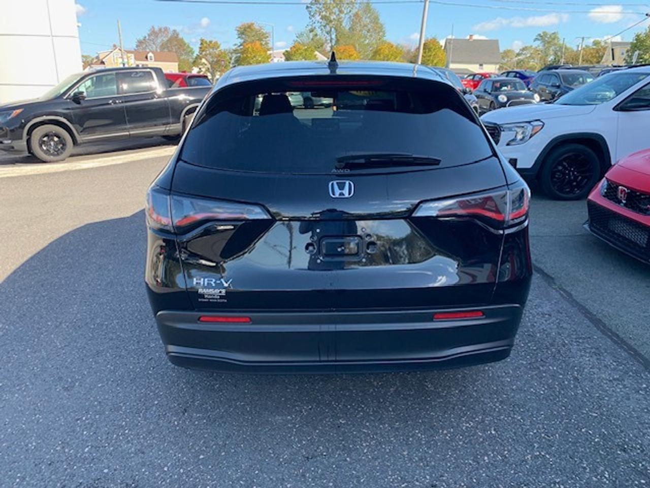 2026 Honda HR-V LX Photo
