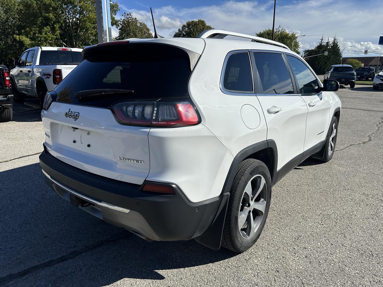 2019 Jeep Cherokee Limited Photo