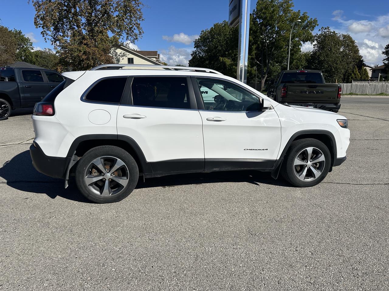 2019 Jeep Cherokee Limited Photo
