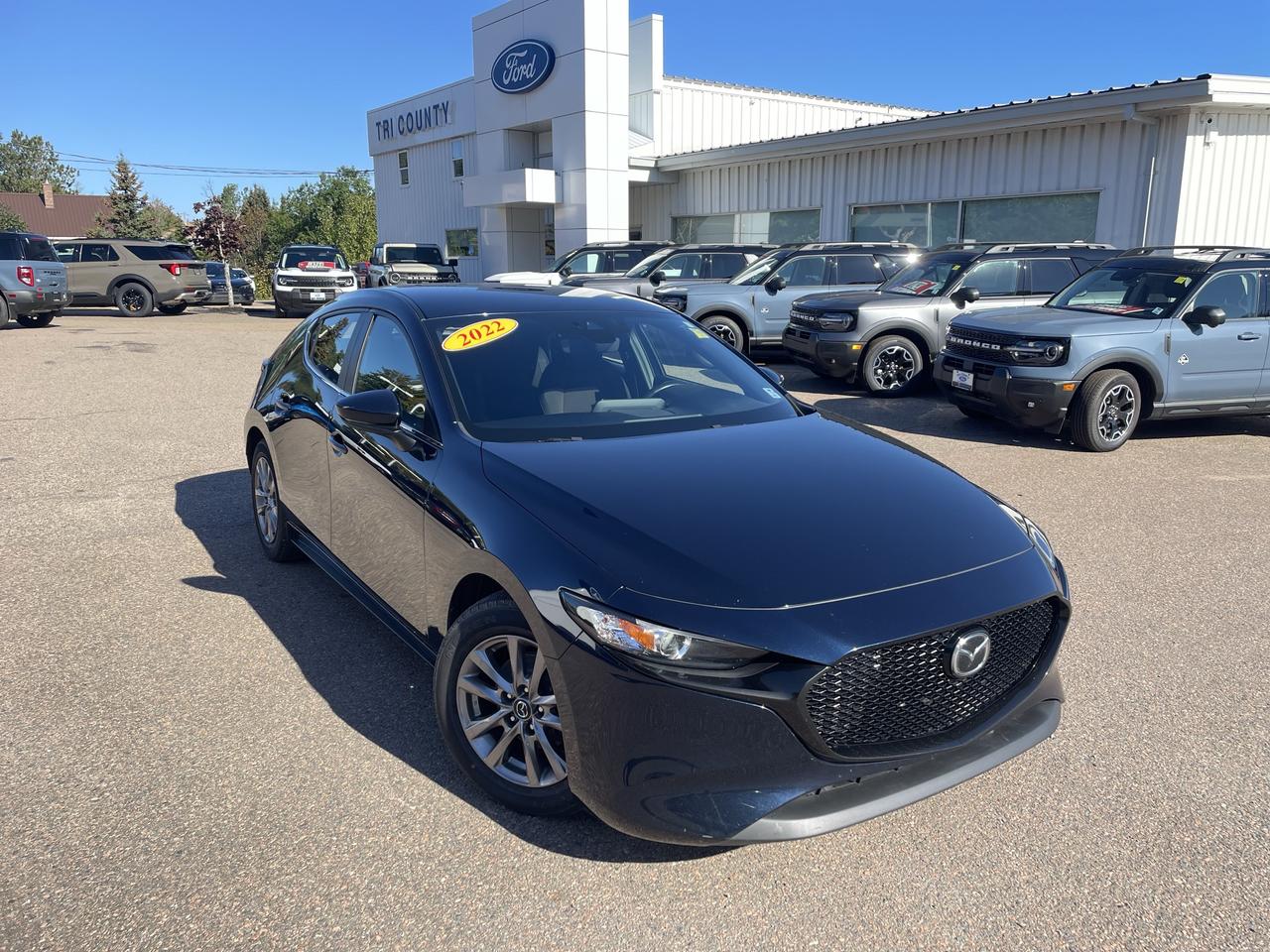 2022 Mazda MAZDA3 Sport GS Photo0