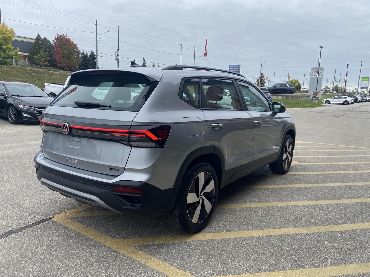 2026 Volkswagen Taos Trendline Photo4