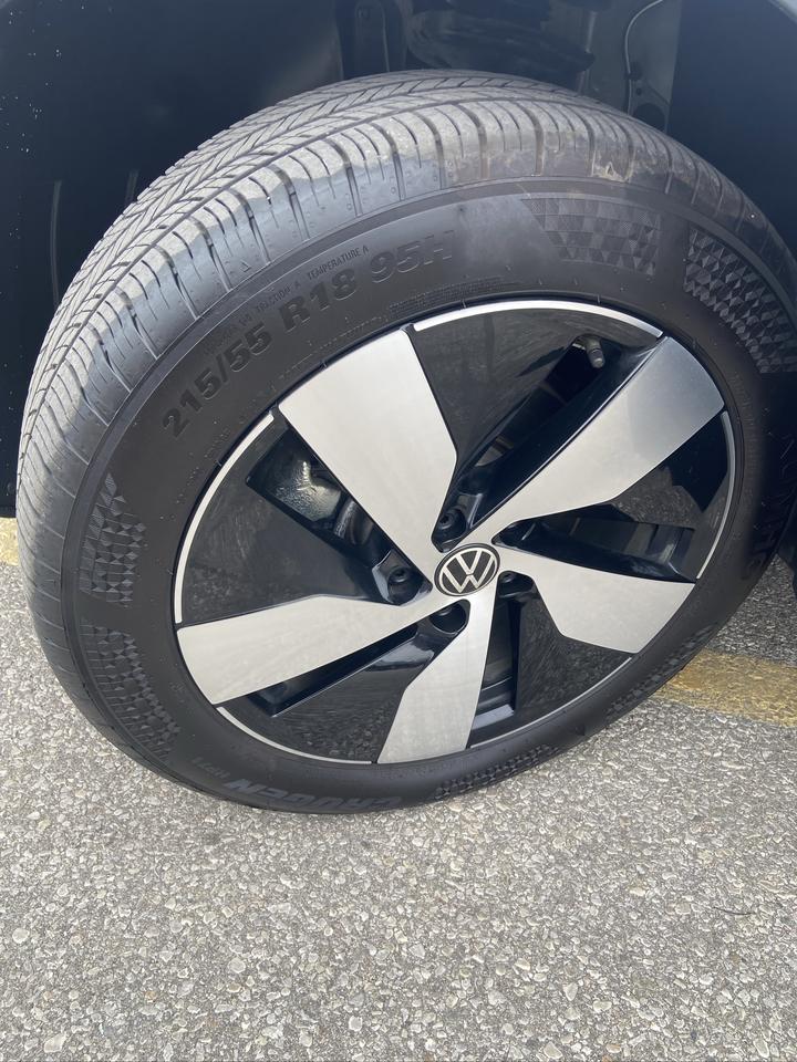 2026 Volkswagen Taos Trendline Photo