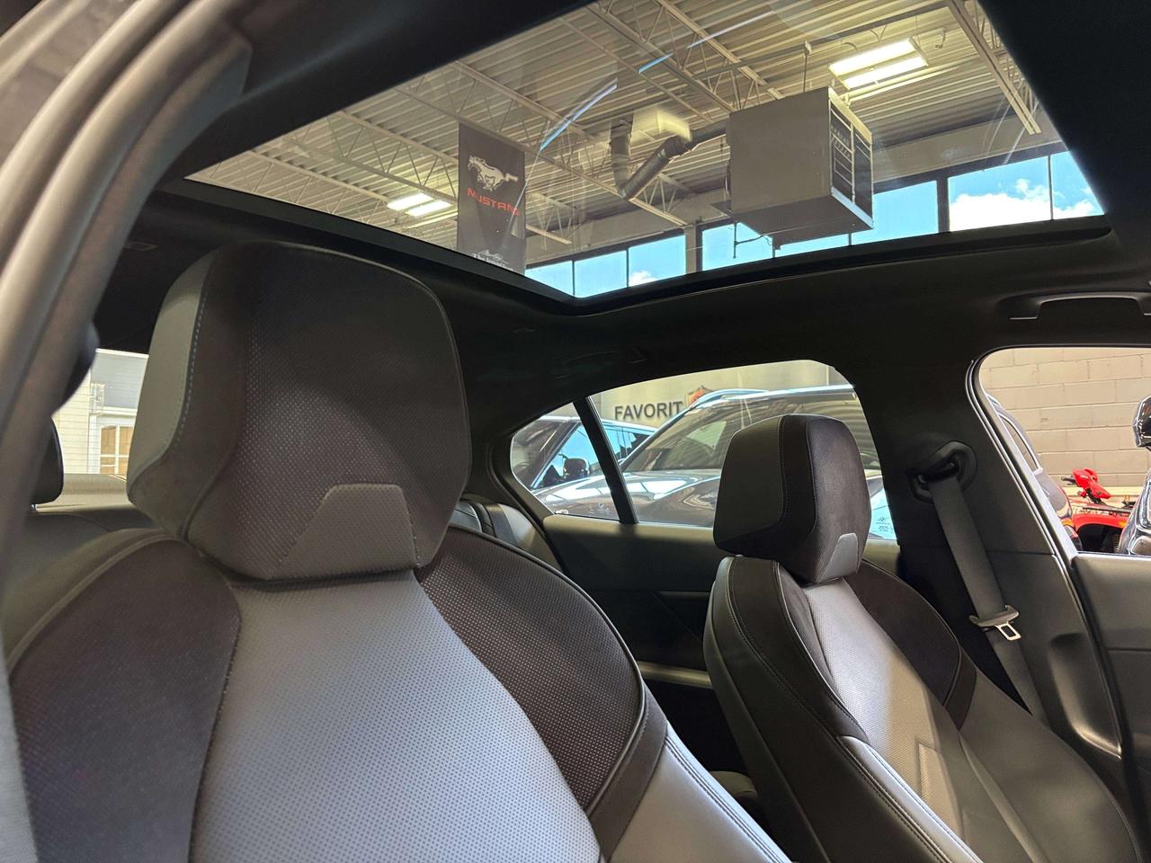 2025 BMW i5 M60 xDrive|ARVIEW|HUD|NAV|CARBON|3DCAM|BOWERSAUDIO Photo