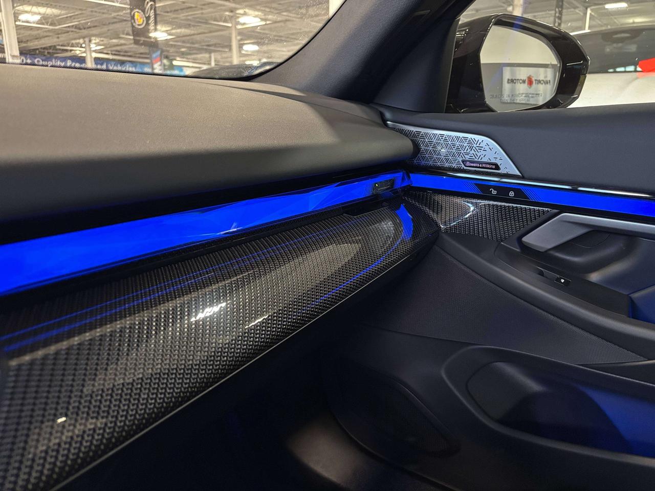 2025 BMW i5 M60 xDrive|ARVIEW|HUD|NAV|CARBON|3DCAM|BOWERSAUDIO Photo
