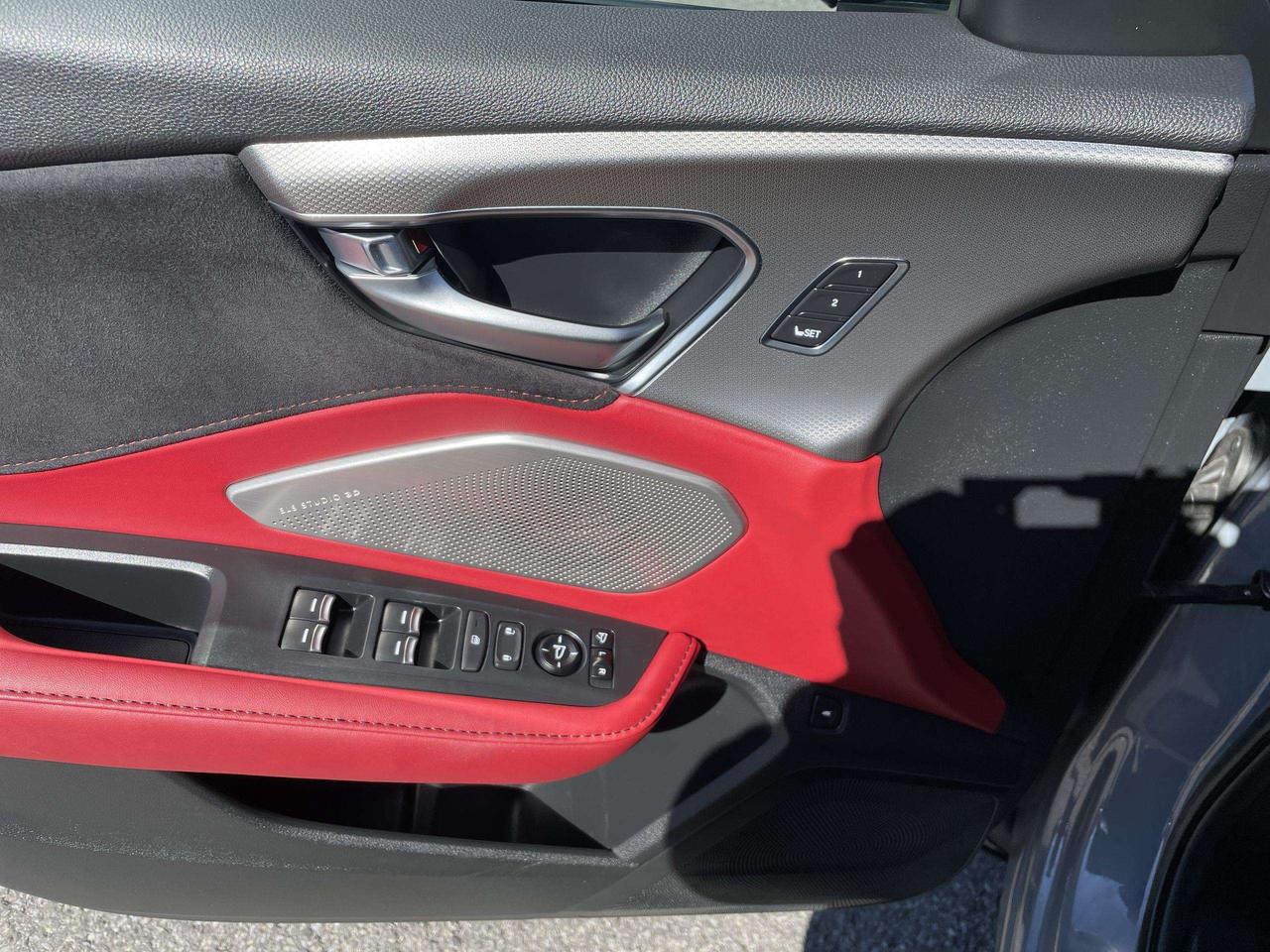 2025 Acura RDX Platinum Elite A-Spec LEATHER, HUDS, ELS STUDIO 3D, NAVI, HTD. & VENTED SEATS, BLIS Photo