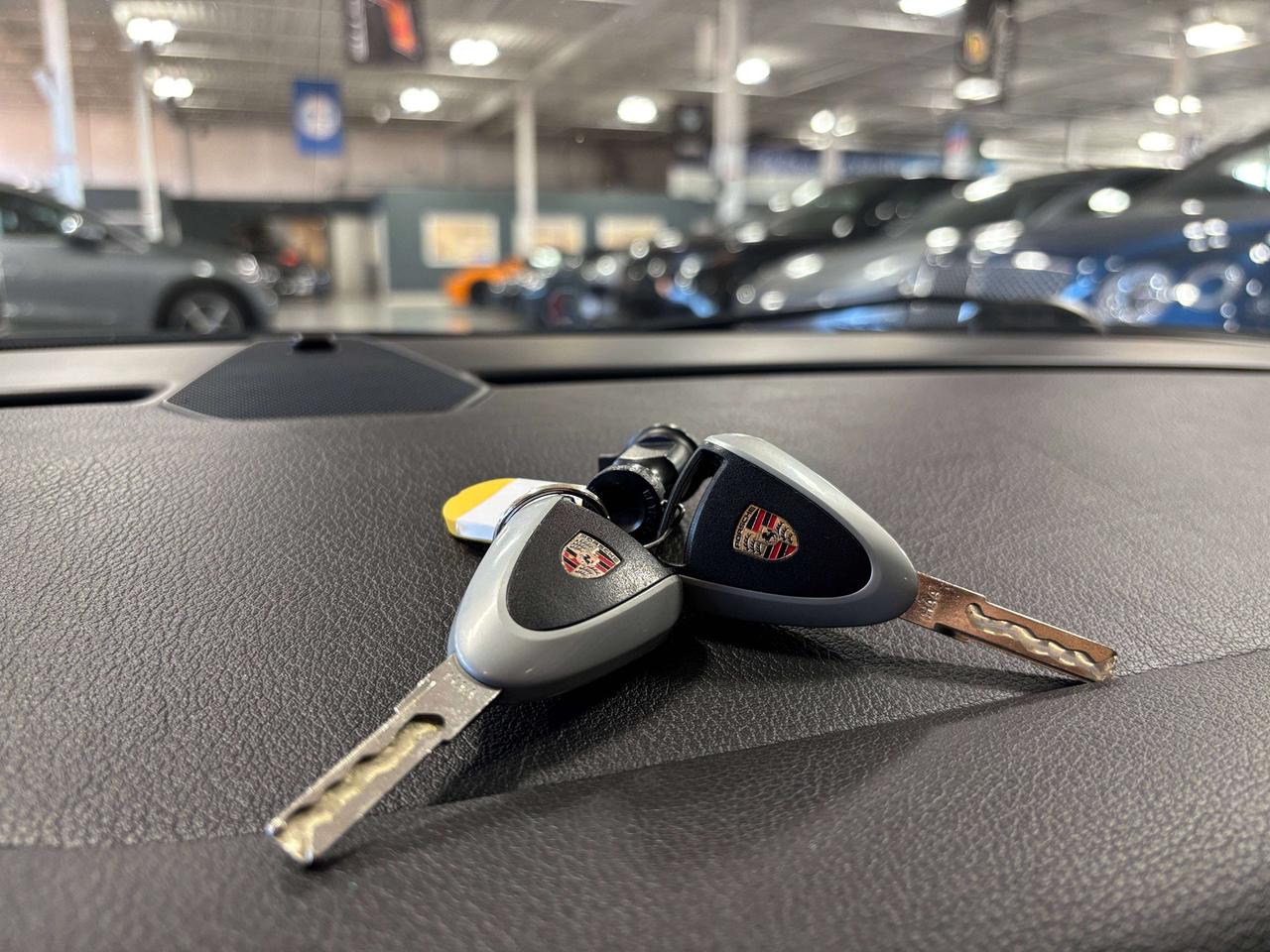 2006 Porsche 911 CARRERA 4 COUPE|AWD|TIPTRONIC|TOUCHSCREEN|BOSE|NAV Photo