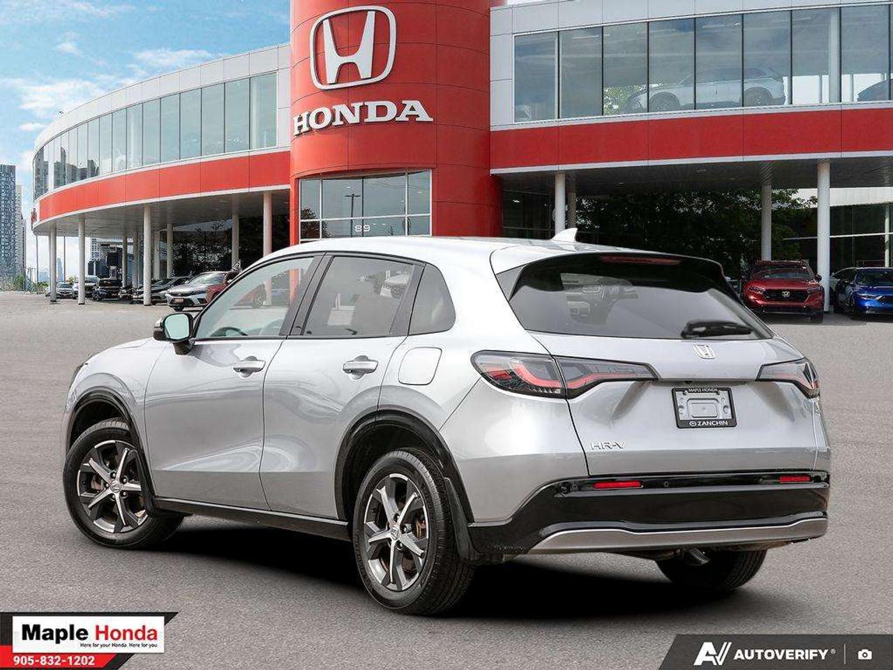 2023 Honda HR-V Leather Seats| Navigation| Heated Seats| Auto Star Photo3