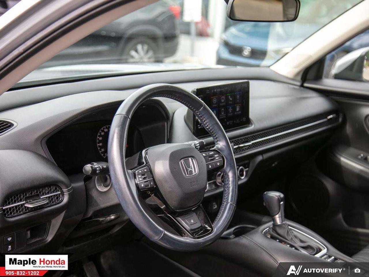 2023 Honda HR-V Leather Seats| Navigation| Heated Seats| Auto Star Photo