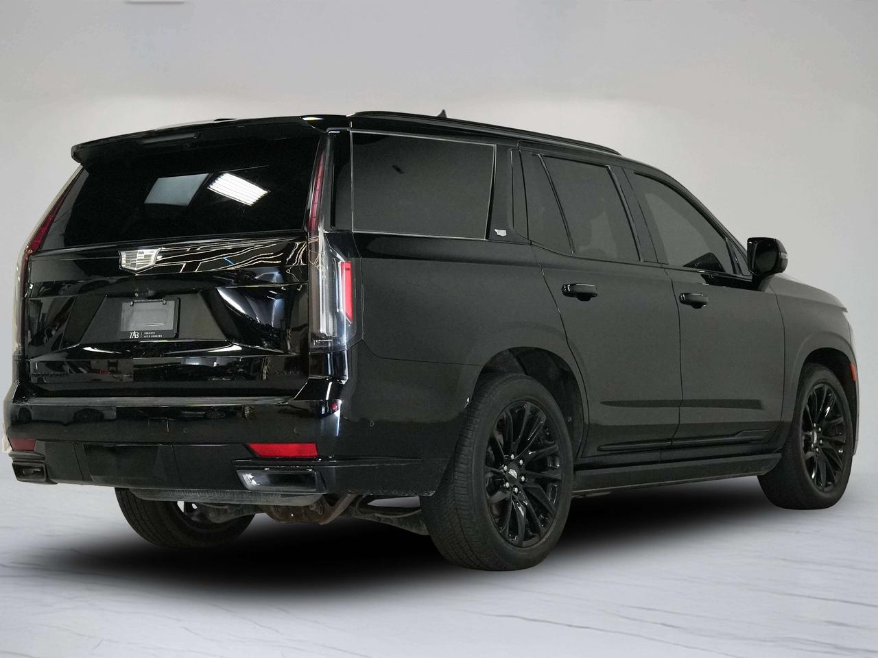 2023 Cadillac Escalade SPORT PLATINUM | 7 PASS | NIGHT VISION & ONYX PKG Photo