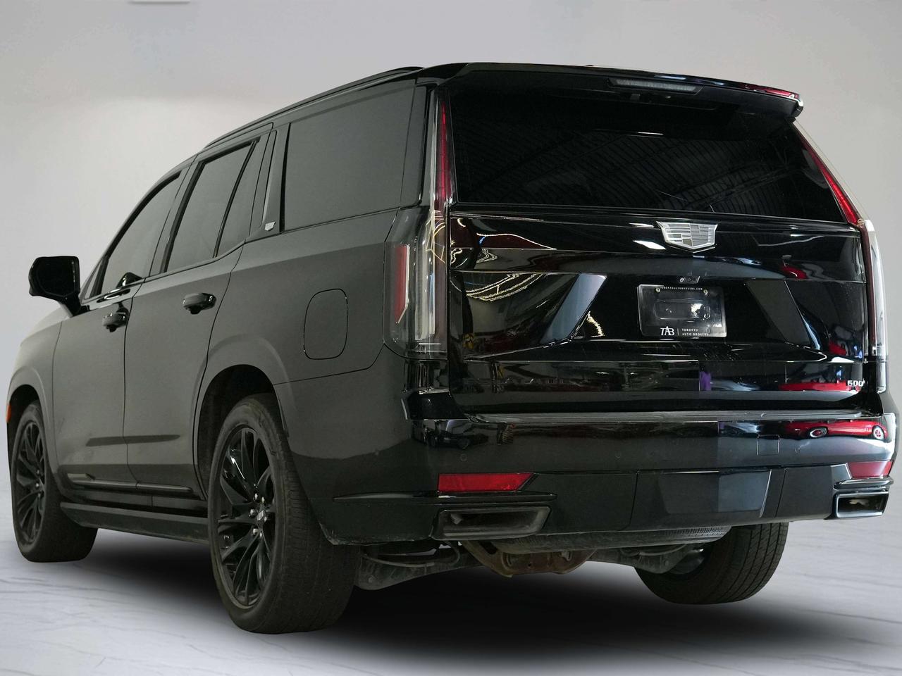 2023 Cadillac Escalade SPORT PLATINUM | 7 PASS | NIGHT VISION & ONYX PKG Photo