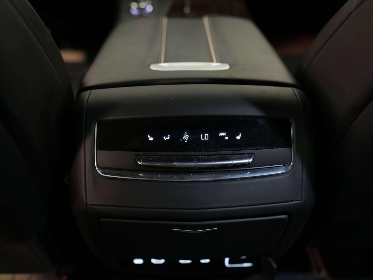 2023 Cadillac Escalade SPORT PLATINUM | 7 PASS | NIGHT VISION & ONYX PKG Photo