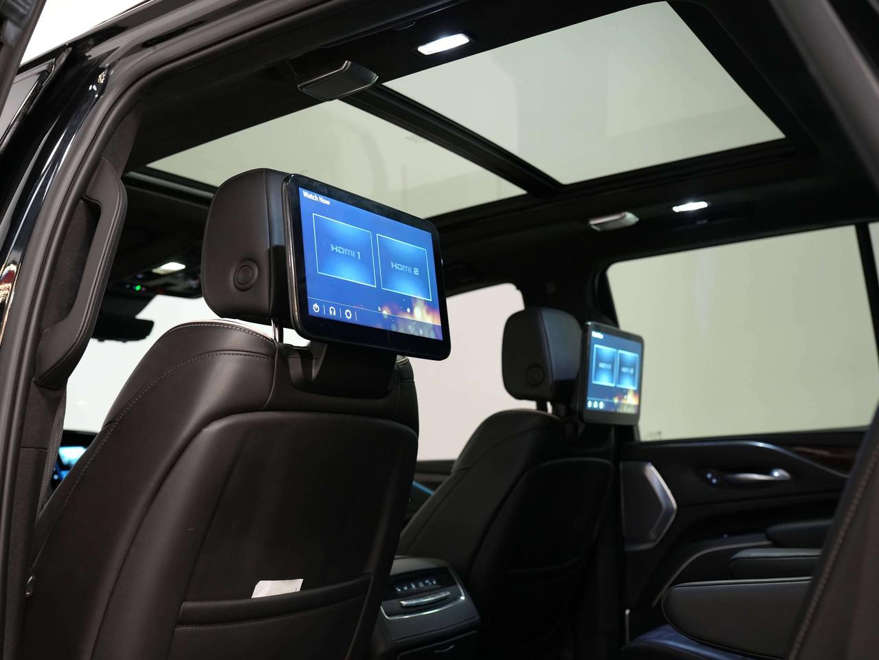 2023 Cadillac Escalade SPORT PLATINUM | 7 PASS | NIGHT VISION & ONYX PKG Photo