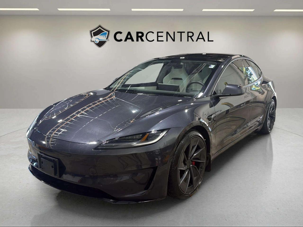2024 Tesla Model 3 PERFORMANCE| CLEAN CARFAX| 1 OWNER| LEATHER Photo0