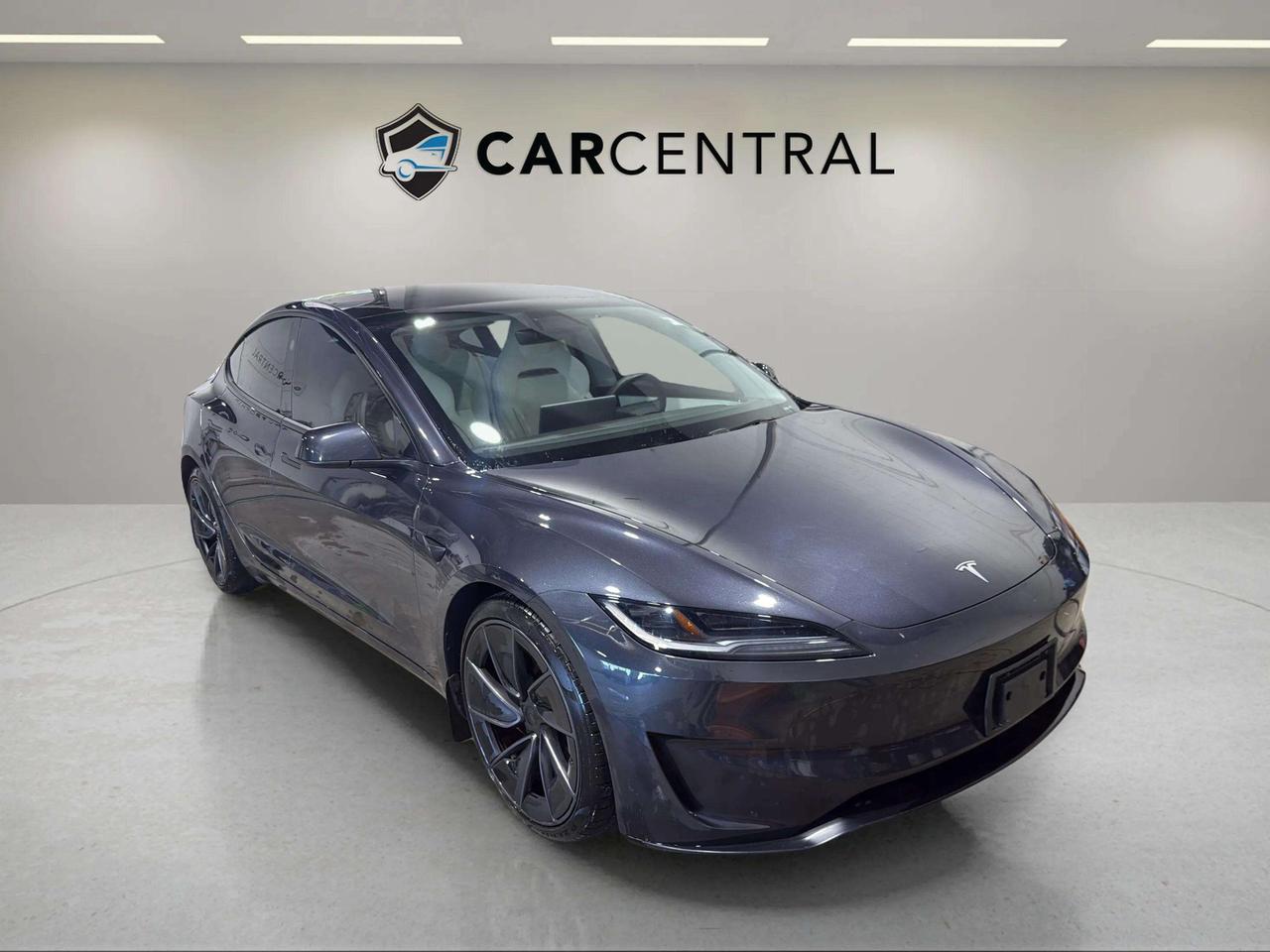 2024 Tesla Model 3 PERFORMANCE| CLEAN CARFAX| 1 OWNER| LEATHER Photo