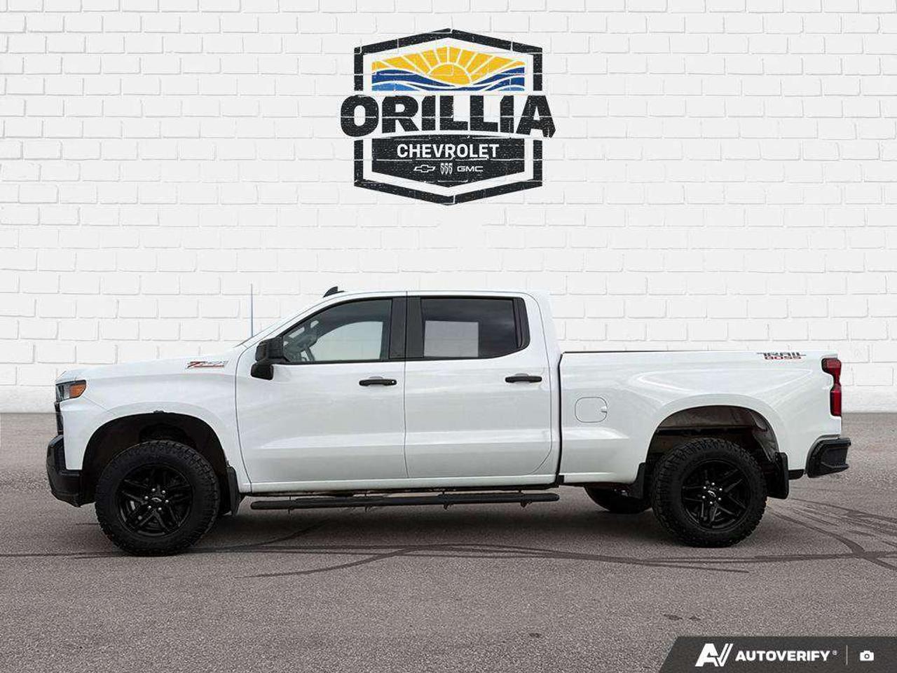 2021 Chevrolet Silverado 1500 Custom Trail Boss | Tow Hitch | WiFi Photo
