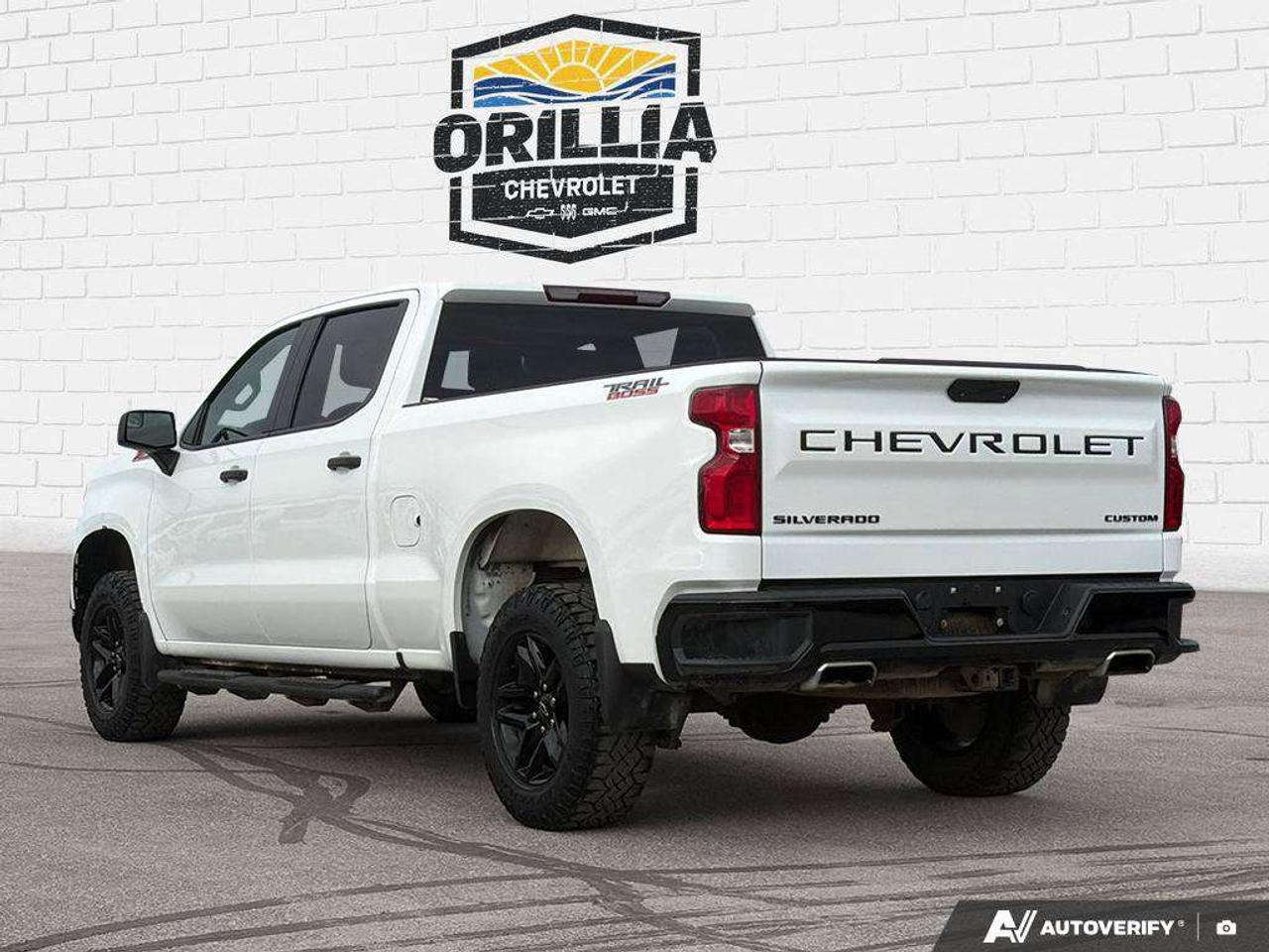 2021 Chevrolet Silverado 1500 Custom Trail Boss | Tow Hitch | WiFi Photo