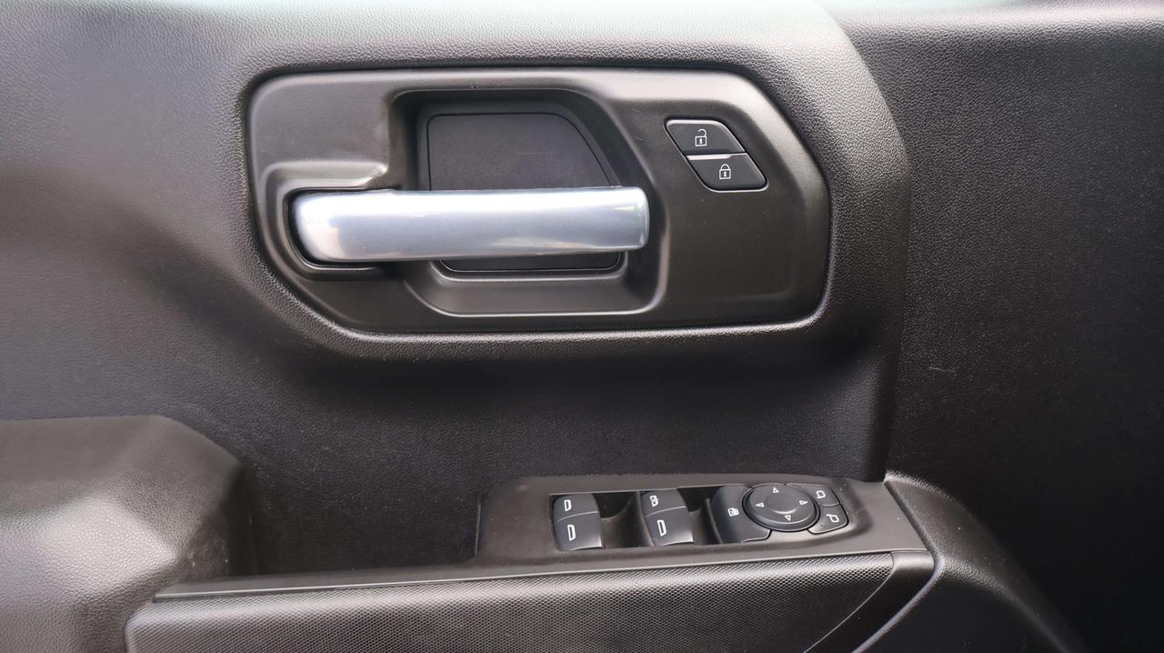 2021 Chevrolet Silverado 1500 Custom Trail Boss | Tow Hitch | WiFi Photo