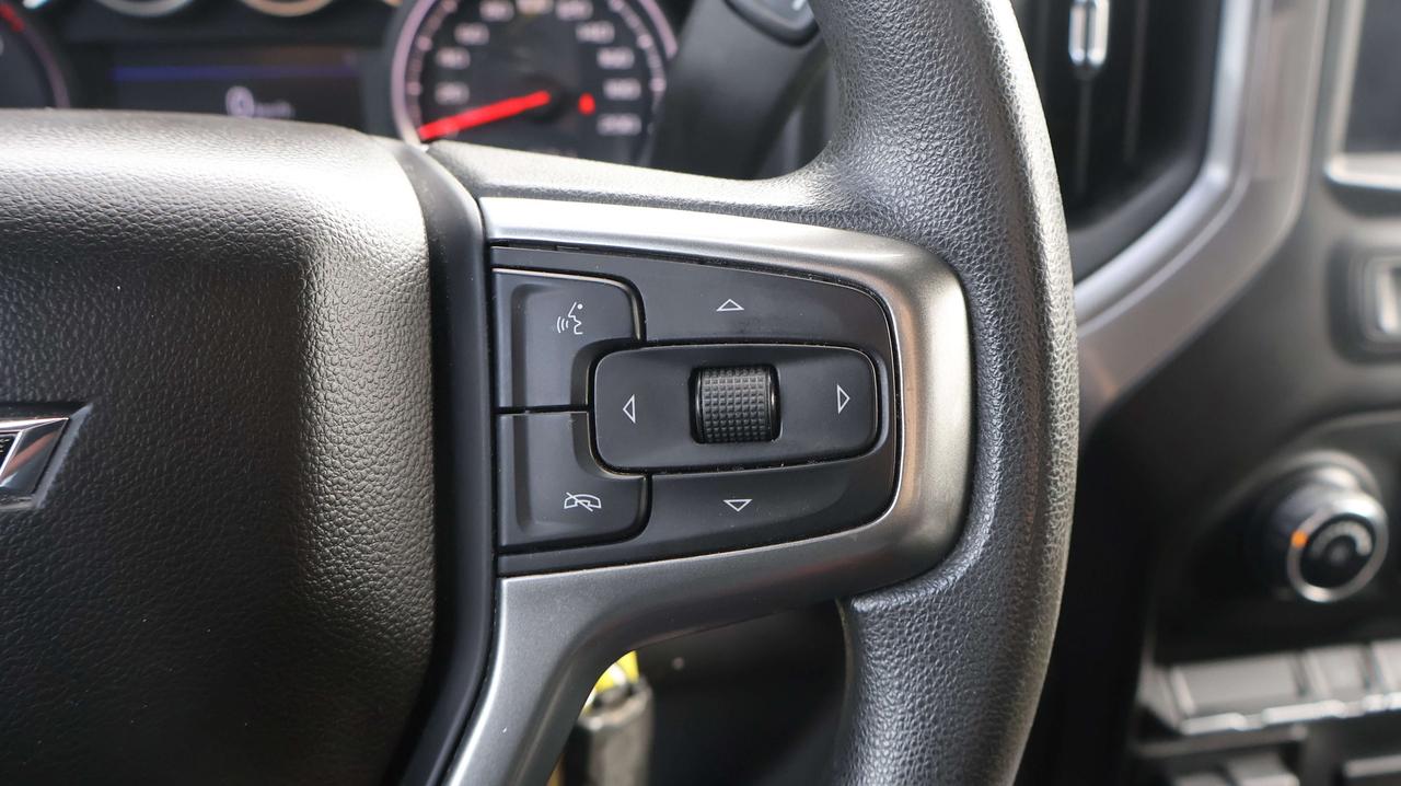 2021 Chevrolet Silverado 1500 Custom Trail Boss | Tow Hitch | WiFi Photo