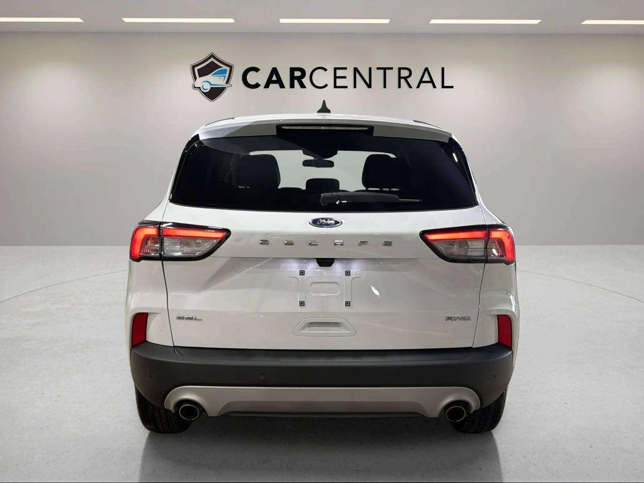 2022 Ford Escape SEL| CLEAN CARFAX| LANE ASSIST| LEATHER| CARPLAY Photo