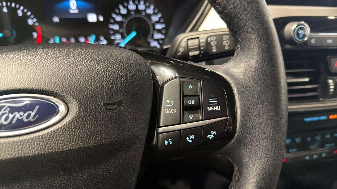 2022 Ford Escape SEL| CLEAN CARFAX| LANE ASSIST| LEATHER| CARPLAY Photo