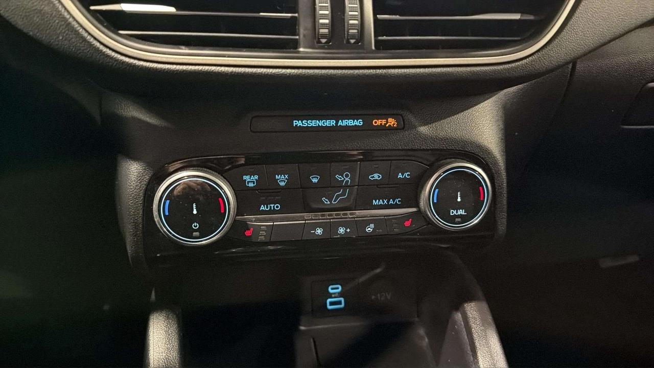 2022 Ford Escape SEL| CLEAN CARFAX| LANE ASSIST| LEATHER| CARPLAY Photo
