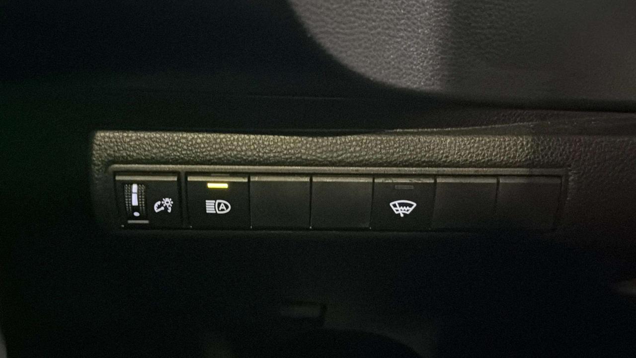 2023 Toyota Corolla SE| CLEAN CARFAX| TOYOTA SENSE| CARPLAY Photo