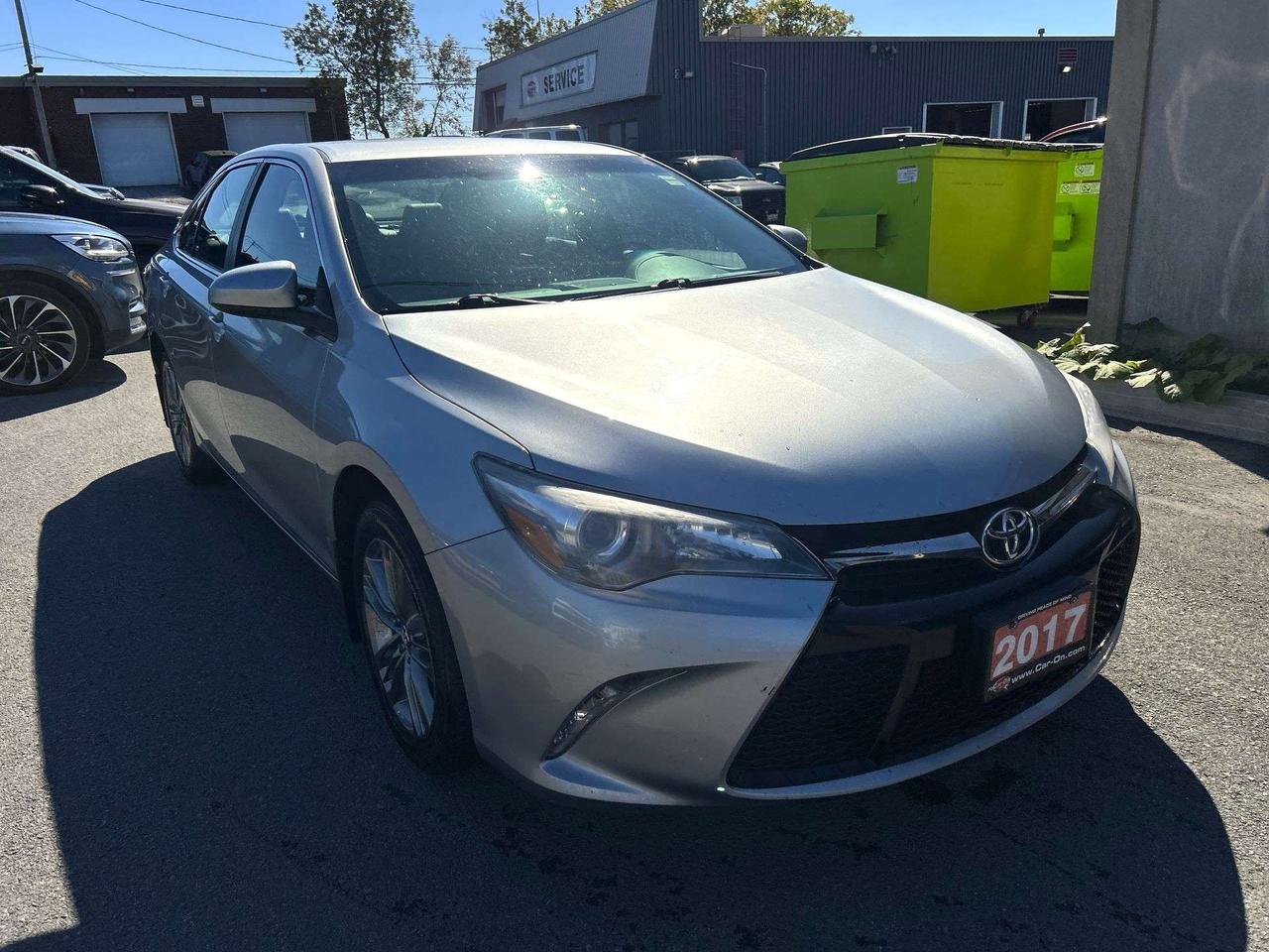 2017 Toyota Camry SE | LOW KMS! | HTD LEATHER | ALLOYS | CRUISE Photo0