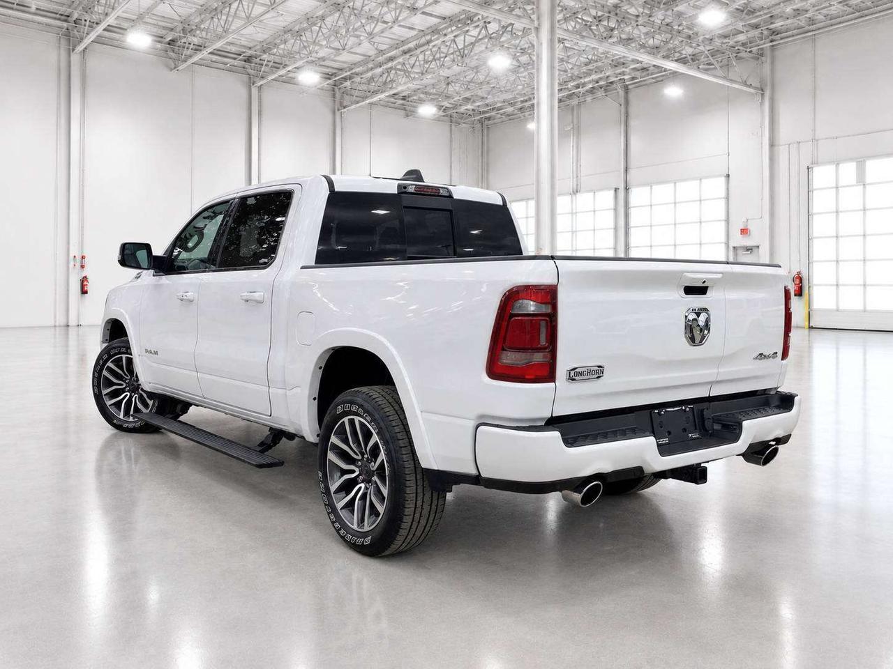 2024 RAM 1500 Longhorn V8 |FULLY LOADED |Level 1 |Panoroof | 4X4 Photo