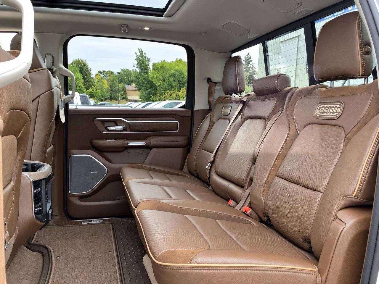 2024 RAM 1500 Longhorn V8 |FULLY LOADED |Level 1 |Panoroof | 4X4 Photo