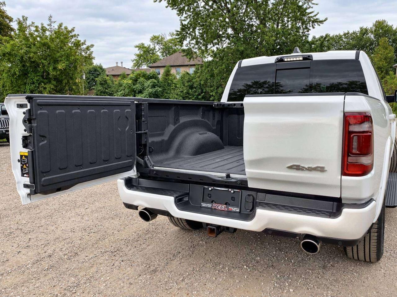 2024 RAM 1500 Longhorn V8 |FULLY LOADED |Level 1 |Panoroof | 4X4 Photo
