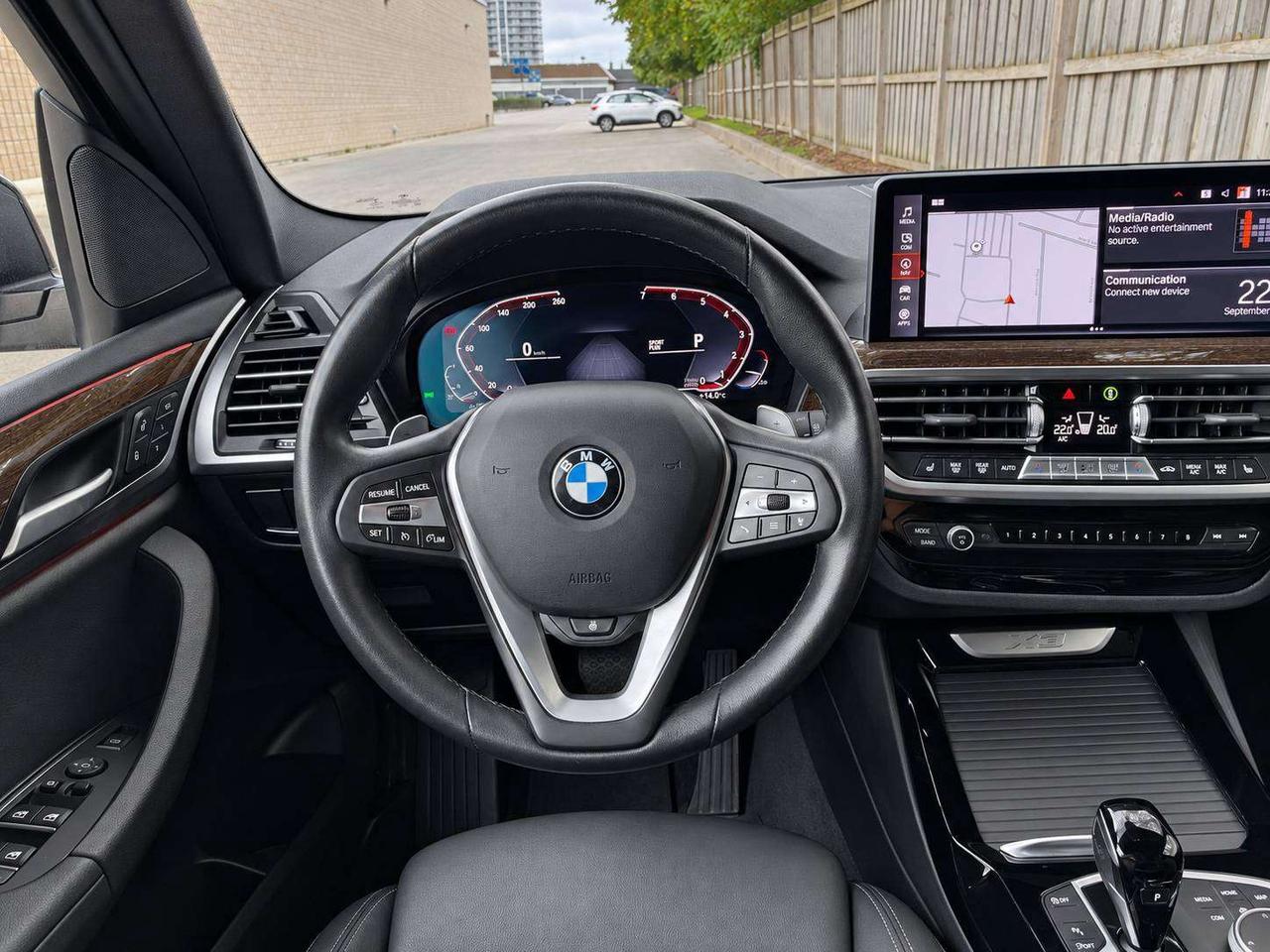 2022 BMW X3 xDrive 30i | Premium Essential | Panoroof | AWD Photo